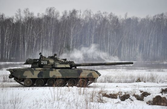 4th Independent Tank Brigade trains at Golovenki