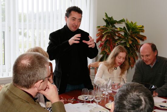 Visit by representatives of Abrau-Durso Sparkling Wine House