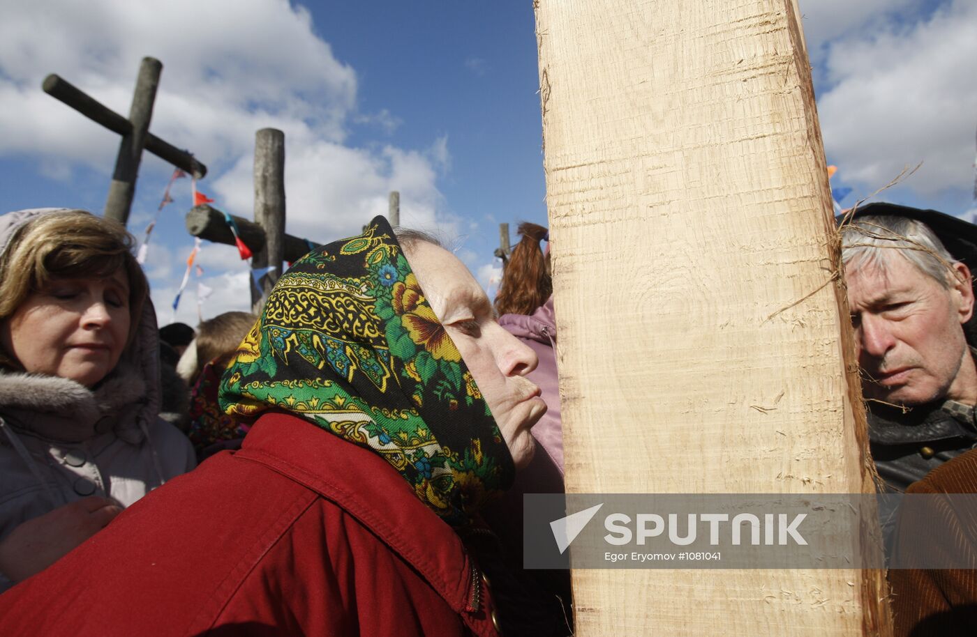Celebrating Catholic Palm Sunday in village of Oshmyani