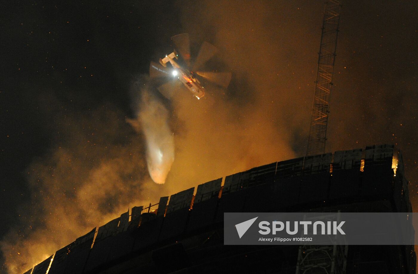 Fire in tower under construction at "Moscow City" center