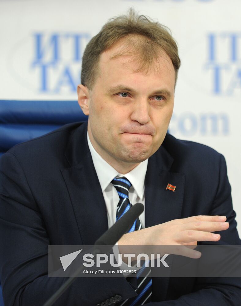 Transnistria head Yevgeny Shevchuk holds news conference