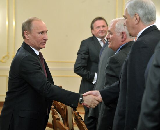 Vladimir Putin meets with members of RPF Coordination Council