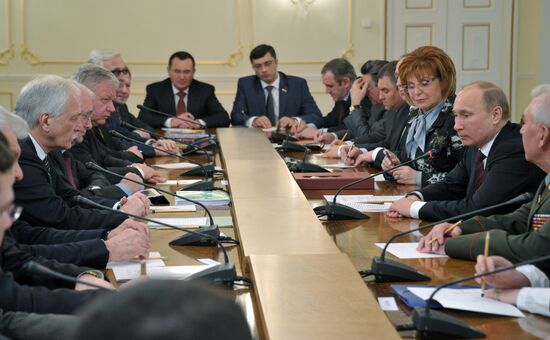 Vladimir Putin meets with members of RPF Coordination Council