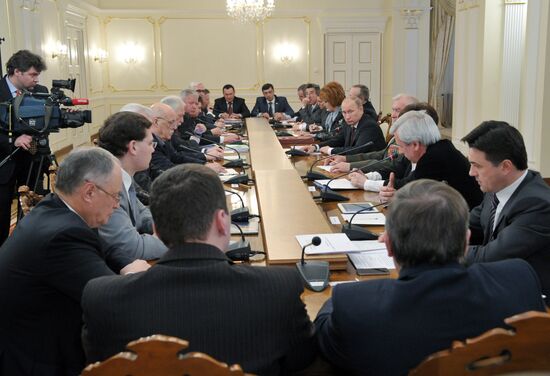 Vladimir Putin meets with members of RPF Coordination Council