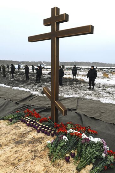Service held in memory of Tyumen plane crash victims