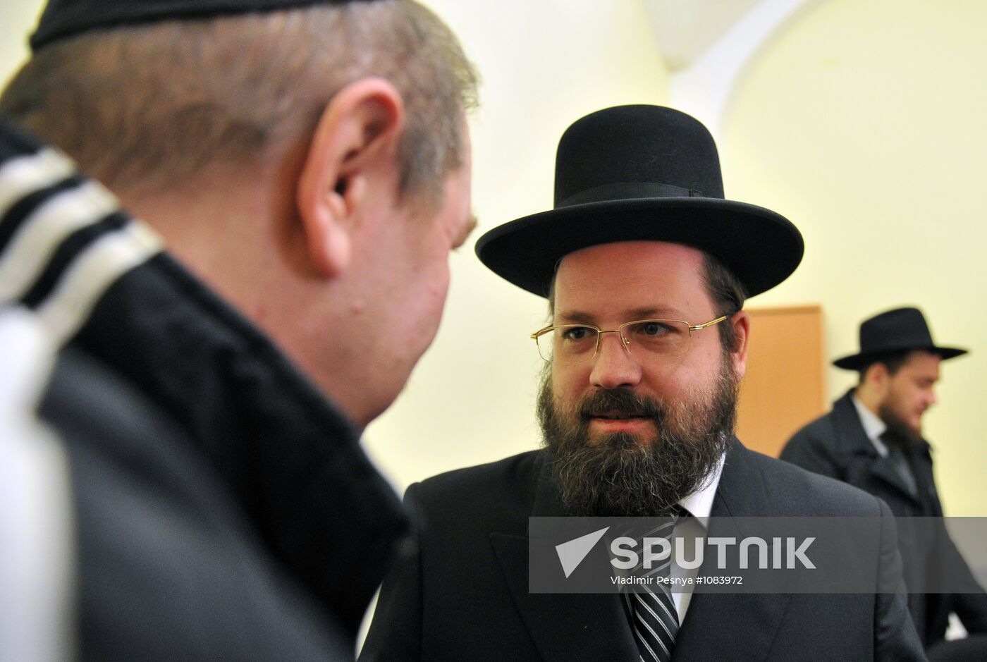 Preparation for Passover in the synagogue at Butyrka prison