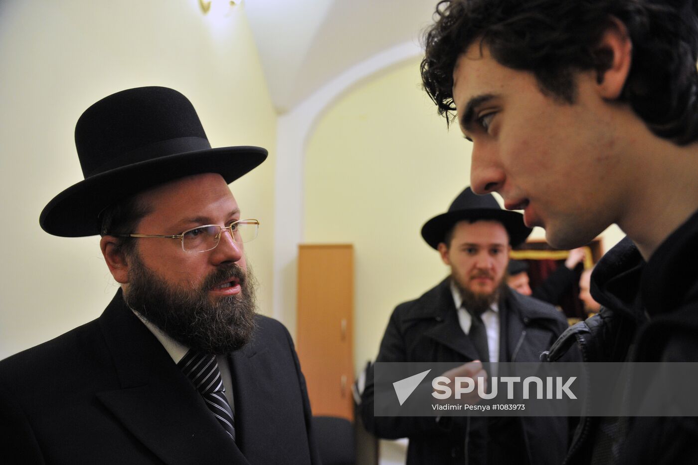 Preparation for Passover in the synagogue at Butyrka prison