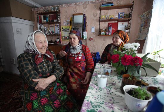 Buranovskiye Babushki ethno-pop band