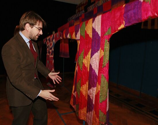 "Collectors and Collections" festival opening