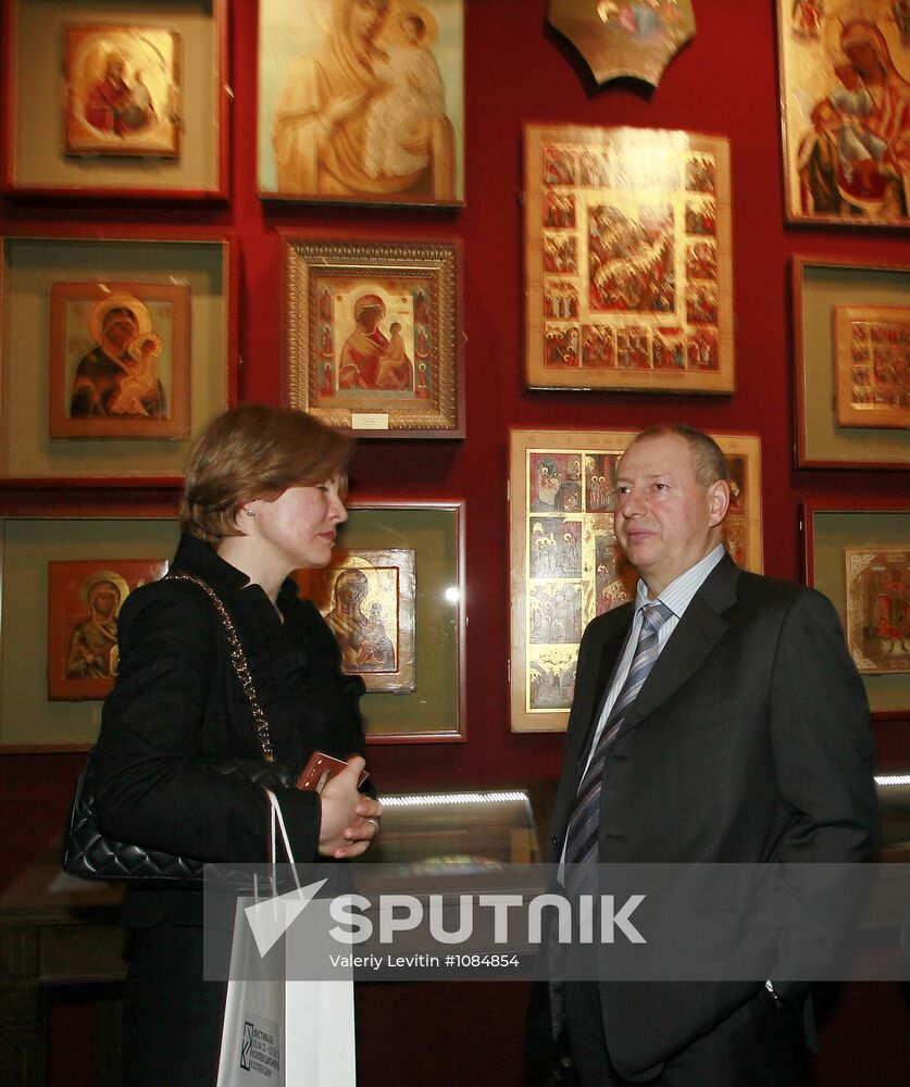 "Collectors and Collections" festival opening