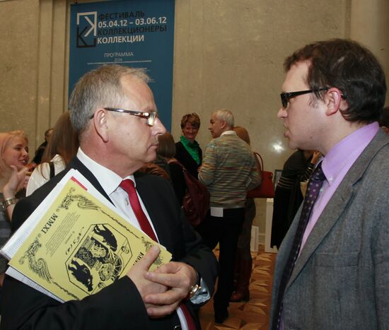 Collectors and Collections festival opening