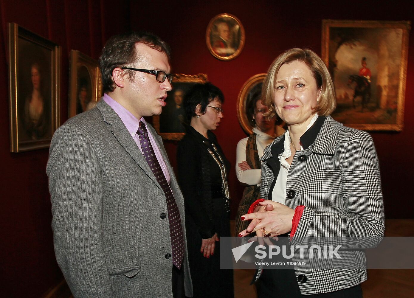Collectors and Collections festival opening