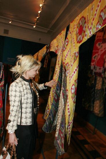 Collectors and Collections festival opening