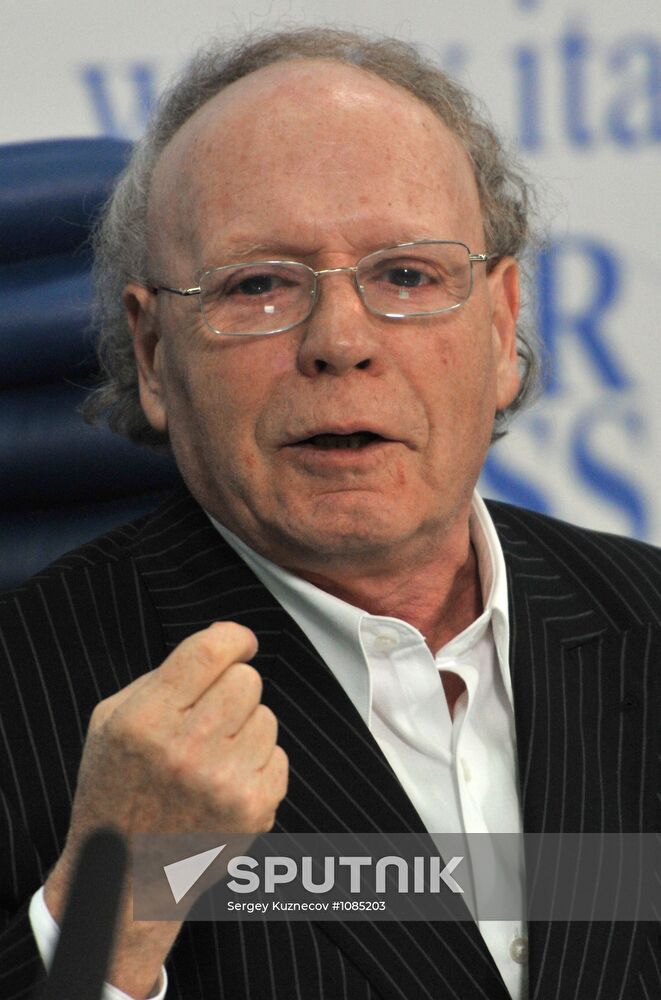 Edvard Radzinsky gives news conference