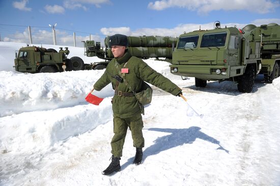 Combat duty 3PK S-400 "Triumph" in Moscow region