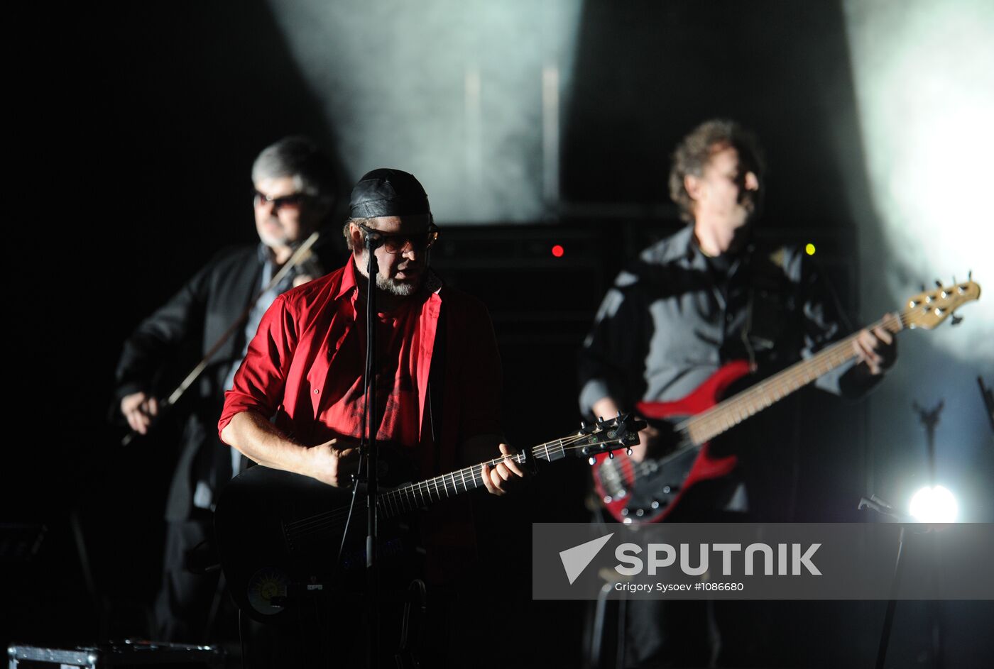 Aquarium stages its anniversary concert