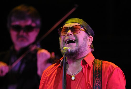 Aquarium stages its anniversary concert