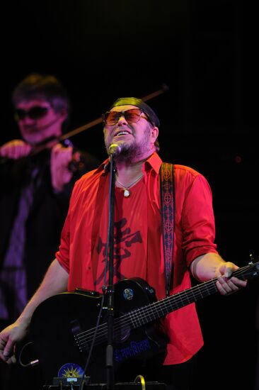 Aquarium stages its anniversary concert