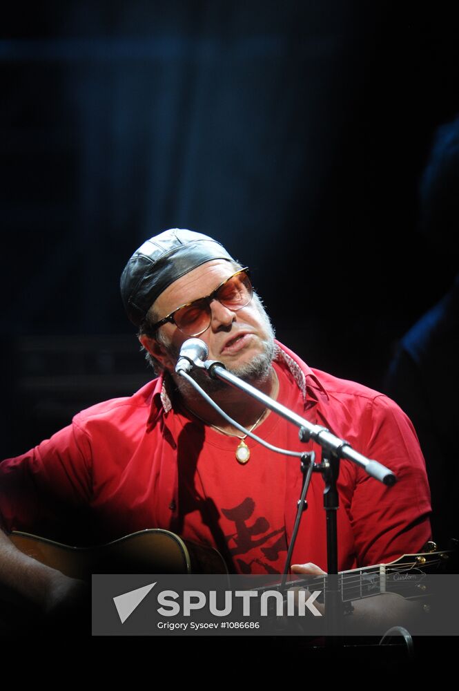 Aquarium stages its anniversary concert