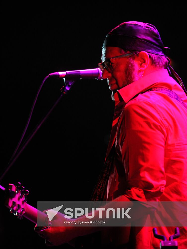 Aquarium stages its anniversary concert