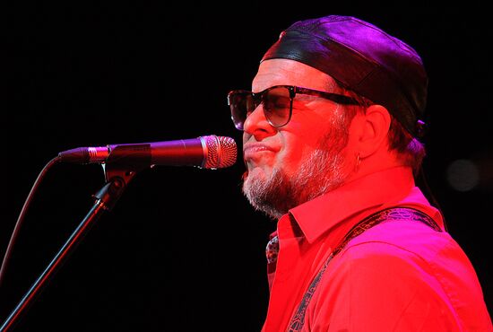 Aquarium stages its anniversary concert