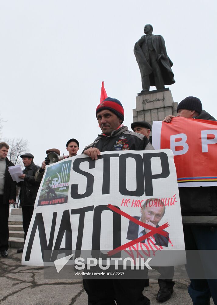 Rally protests NATO transit base in Ulyanovsk