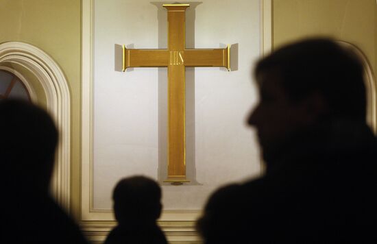 Catholic Easter celebration in St. Petersburg