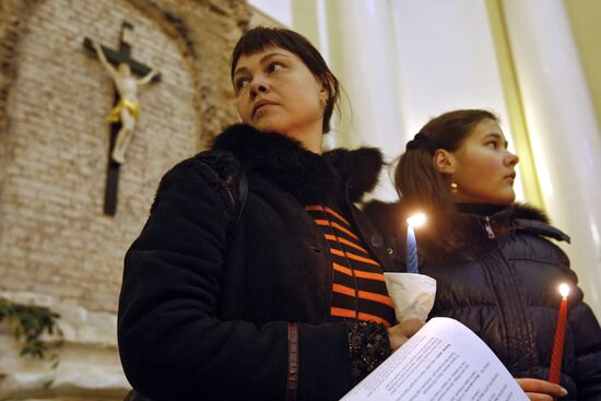 Catholic Easter celebration in St. Petersburg