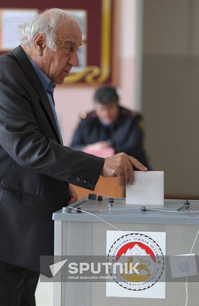 Second round of presidential elections in South Ossetia