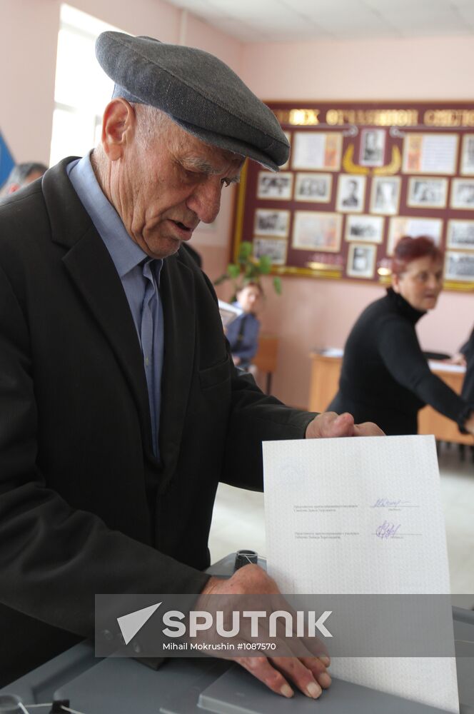 Second round of presidential elections in South Ossetia