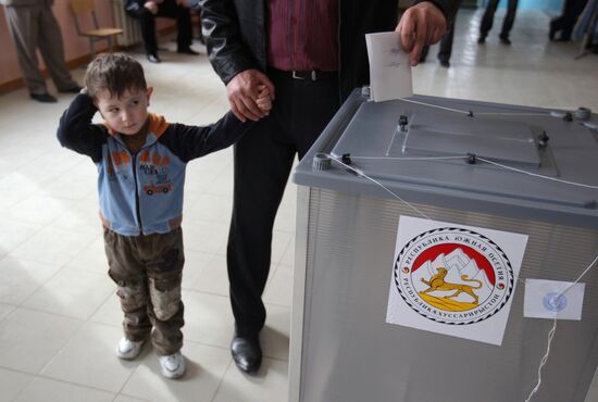 Second round of presidential elections in South Ossetia