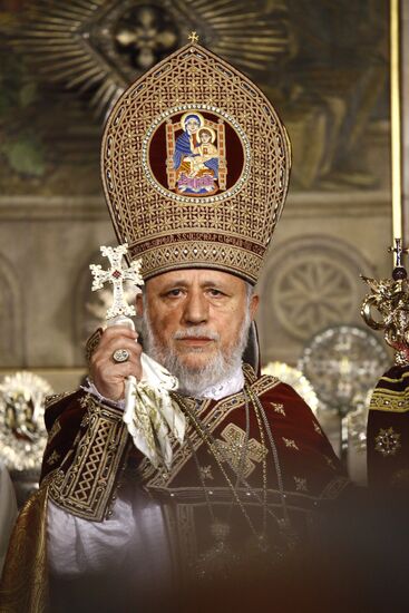Easter Service at Cathedral of Armenian Apostolic Church