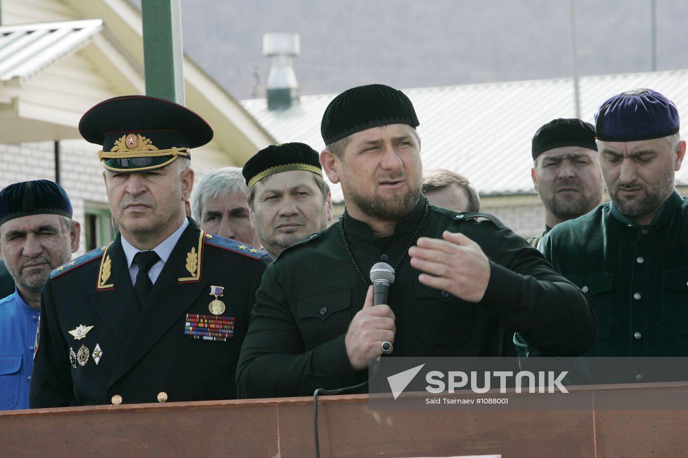 Handing honorary title A. Kadyrov to 141st SMR in Grozny
