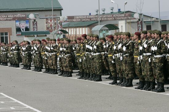 Handing honorary title A. Kadyrov to 141st SMR in Grozny