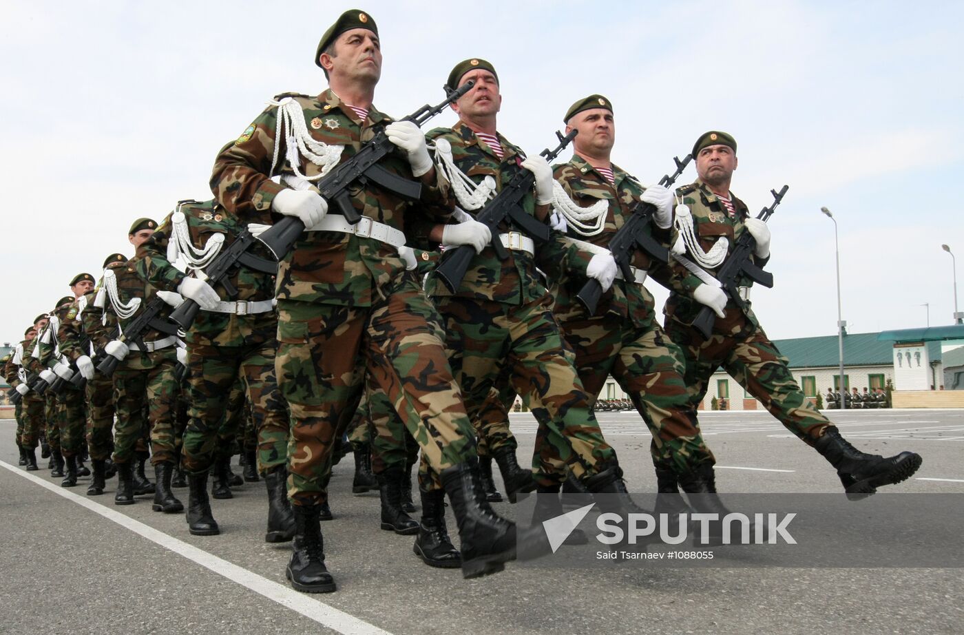Handing honorary title A. Kadyrov to 141st SMR in Grozny