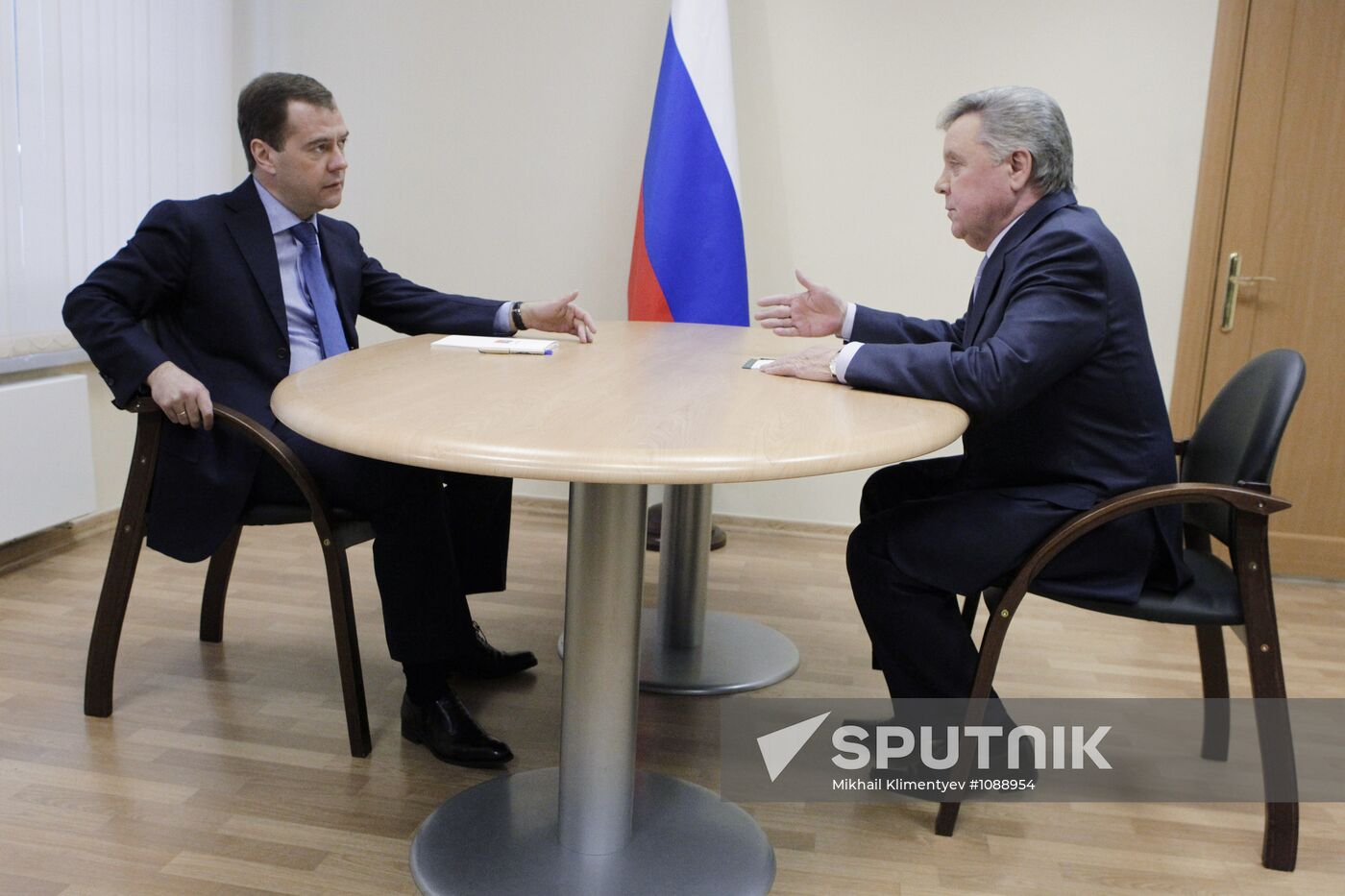 Dmitry Medvedev and Boris Gromov meet in Troitsk