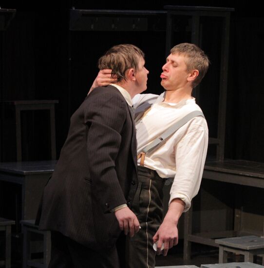 "Three Sisters" show directed by Lev Erenburg