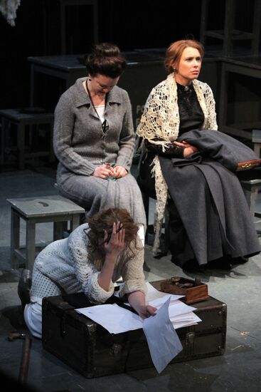 "Three Sisters" show directed by Lev Erenburg
