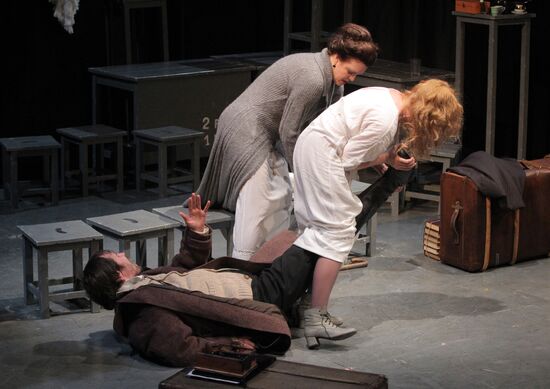 "Three Sisters" show directed by Lev Erenburg