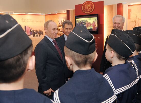 Vladimir Putin visits St.Petersburg