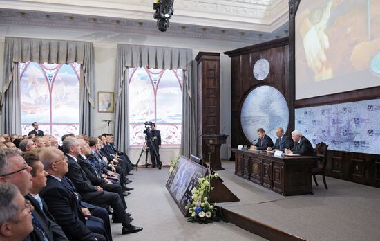 Vladimir Putin visits St.Petersburg