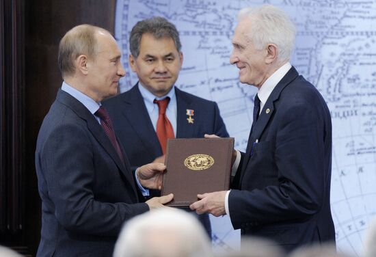 Vladimir Putin visits St.Petersburg