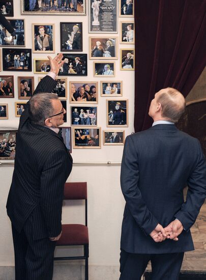 Vladimir Putin visits St.Petersburg