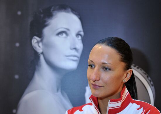 Photo exhibition Two Sides of the Same Medal opens in Moscow