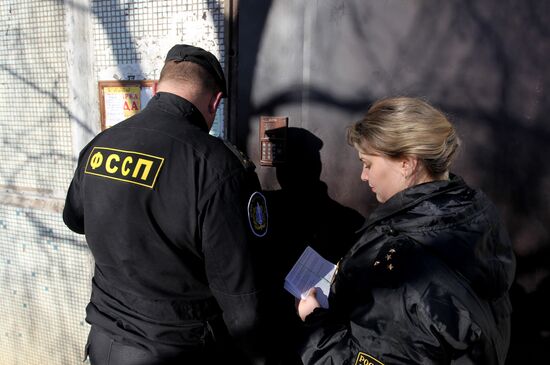 Bailiffs seek to identify debtors in housing and utilities