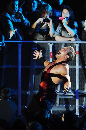 RAW World Tour professional wrestling show