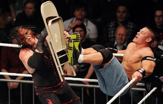 RAW World Tour professional wrestling show