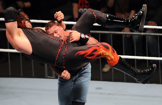 RAW World Tour professional wrestling show