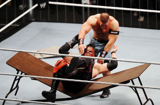 RAW World Tour professional wrestling show