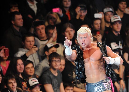 RAW World Tour professional wrestling show